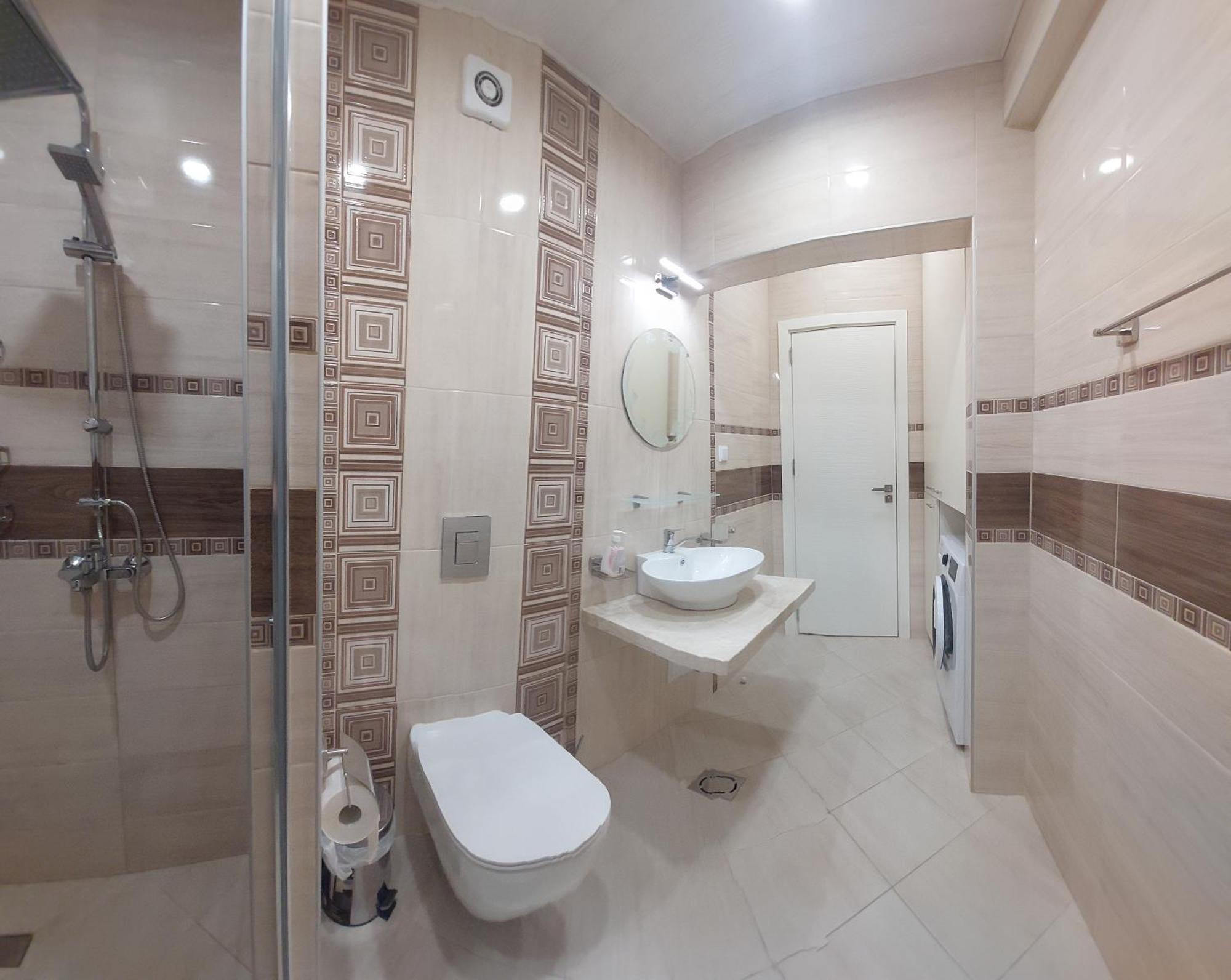 Апартамент Pink & Blue - 2Bdr With Balcony - Wi-Fi Varna Bagian luar foto